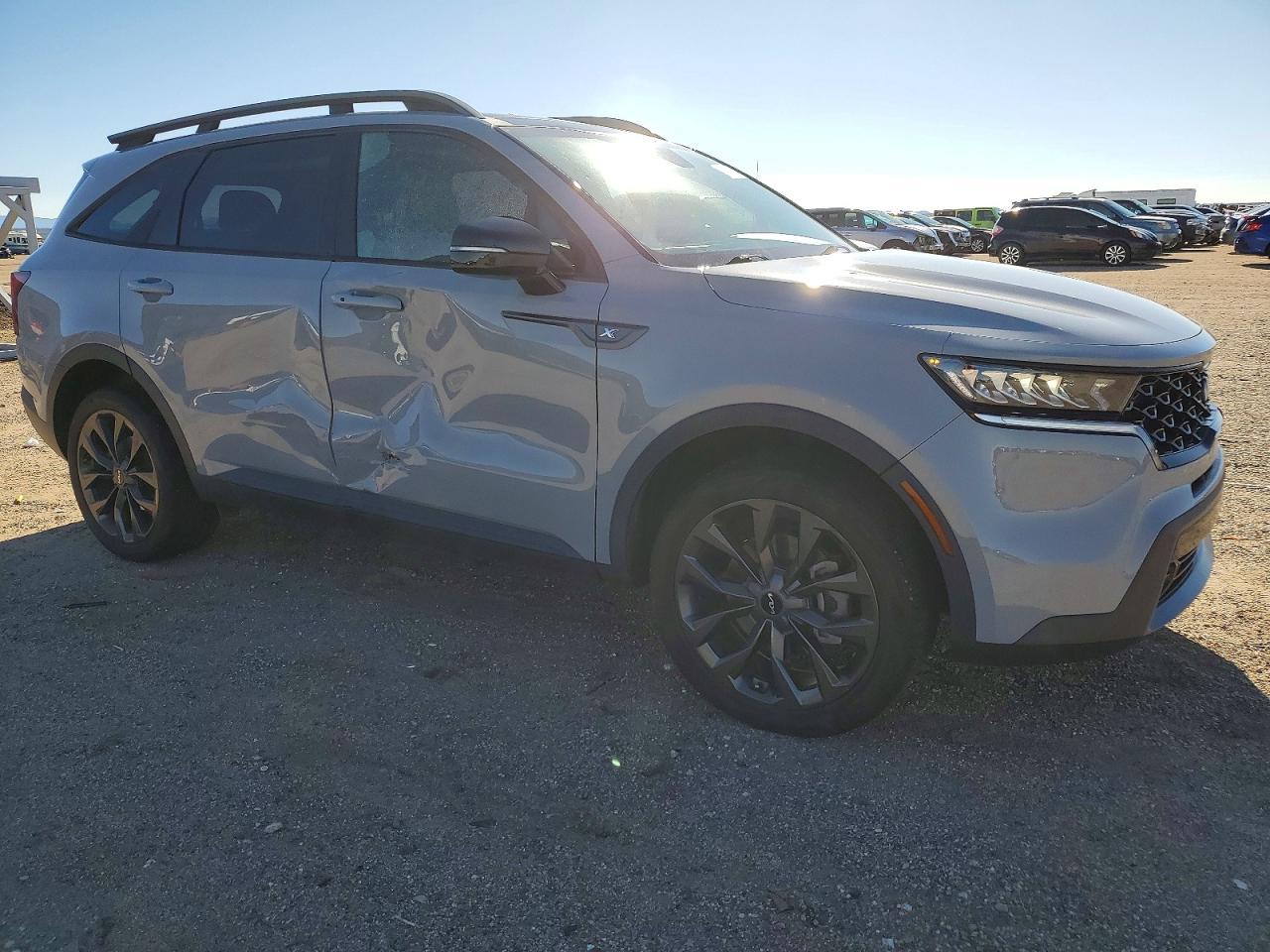 2023 KIA SORENTO
