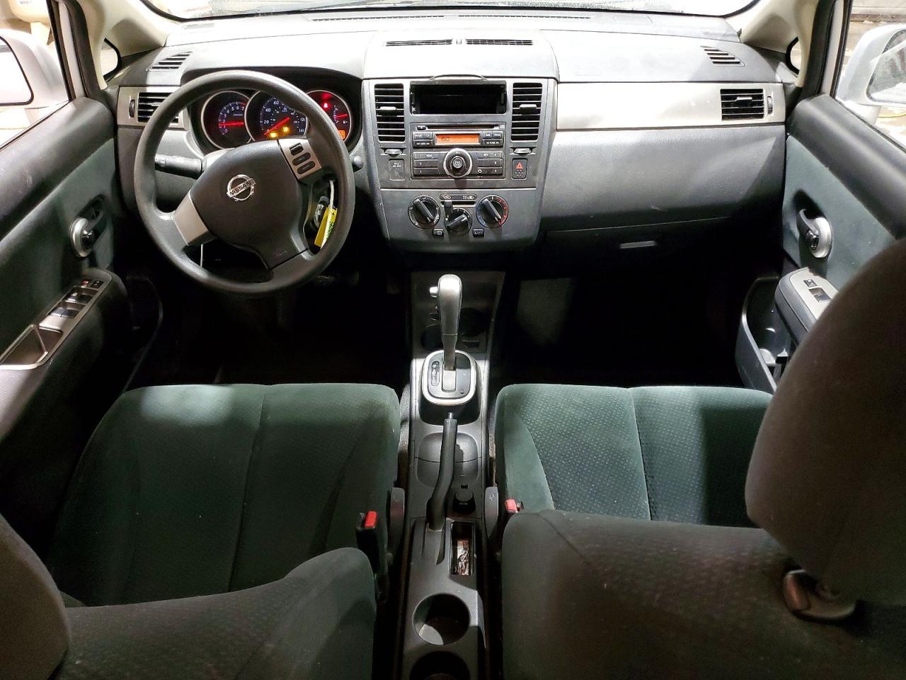 2010 NISSAN VERSA