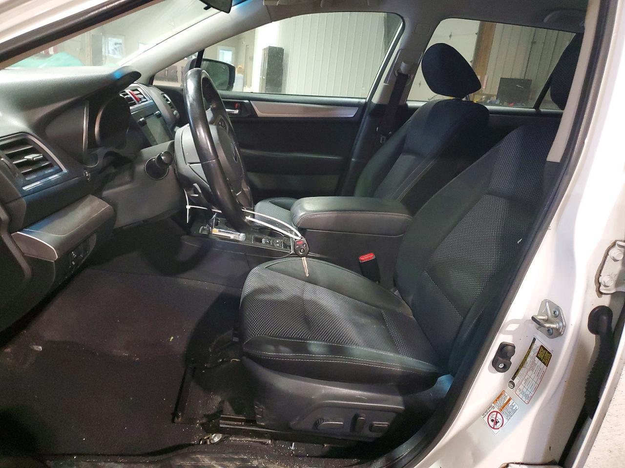 2015 SUBARU Outback
