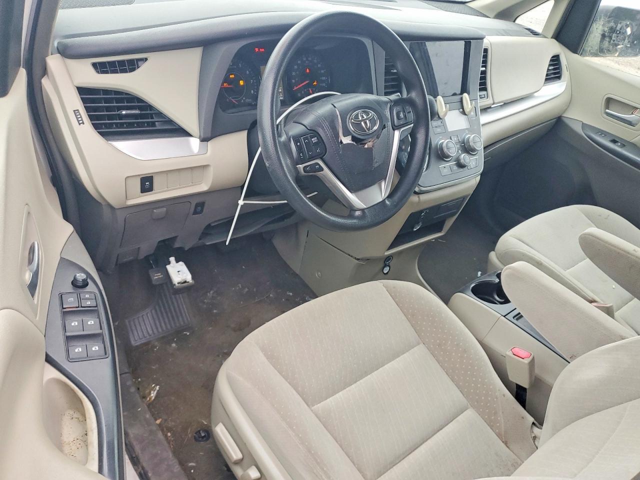 2015 TOYOTA SIENNA