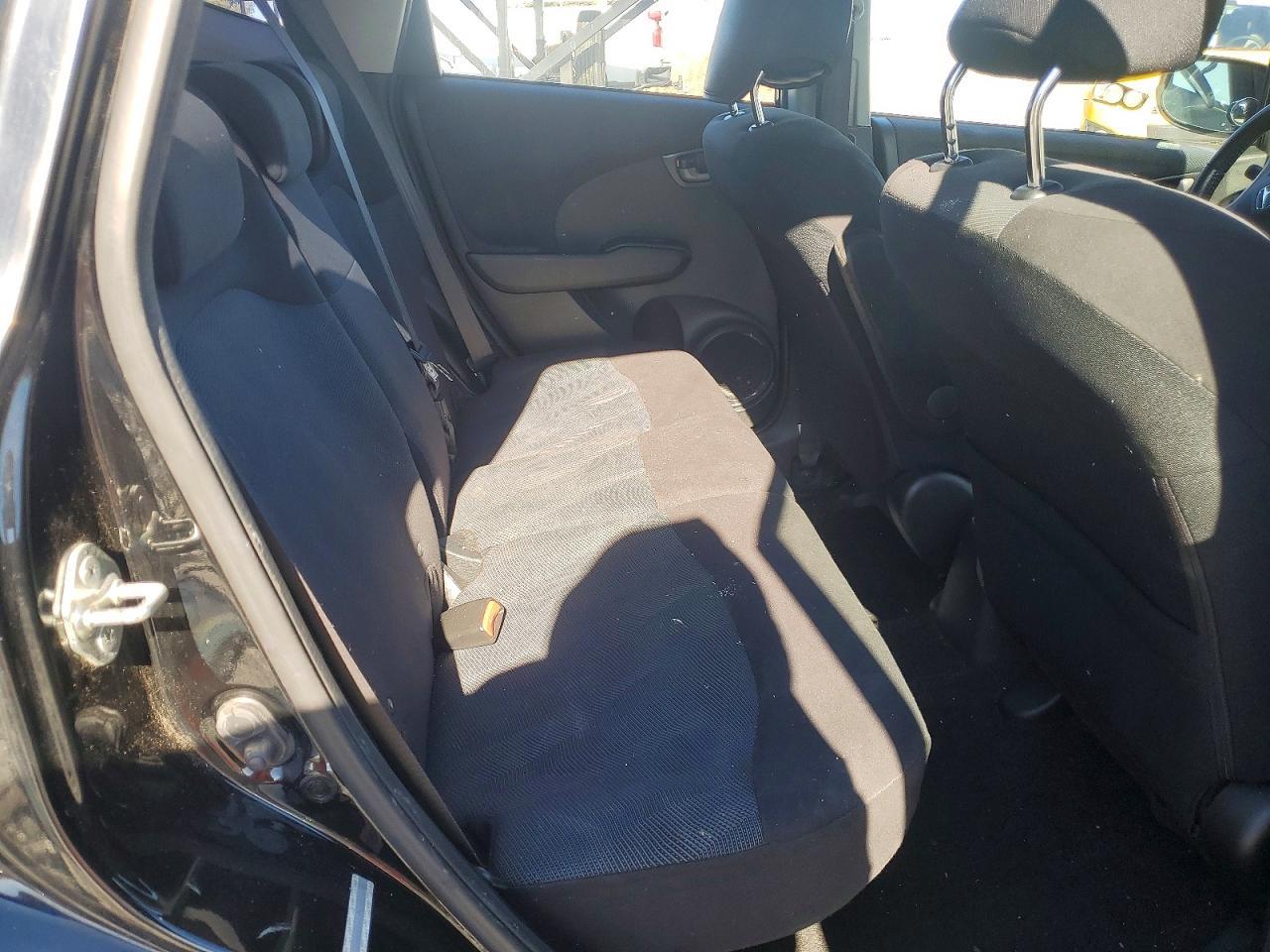2010 HONDA FIT