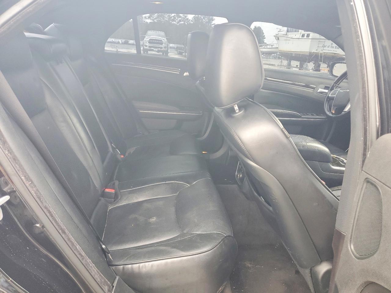 2011 CHRYSLER 300