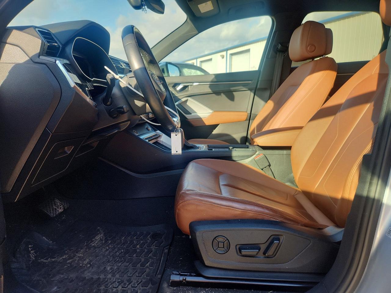 2022 AUDI Q3
