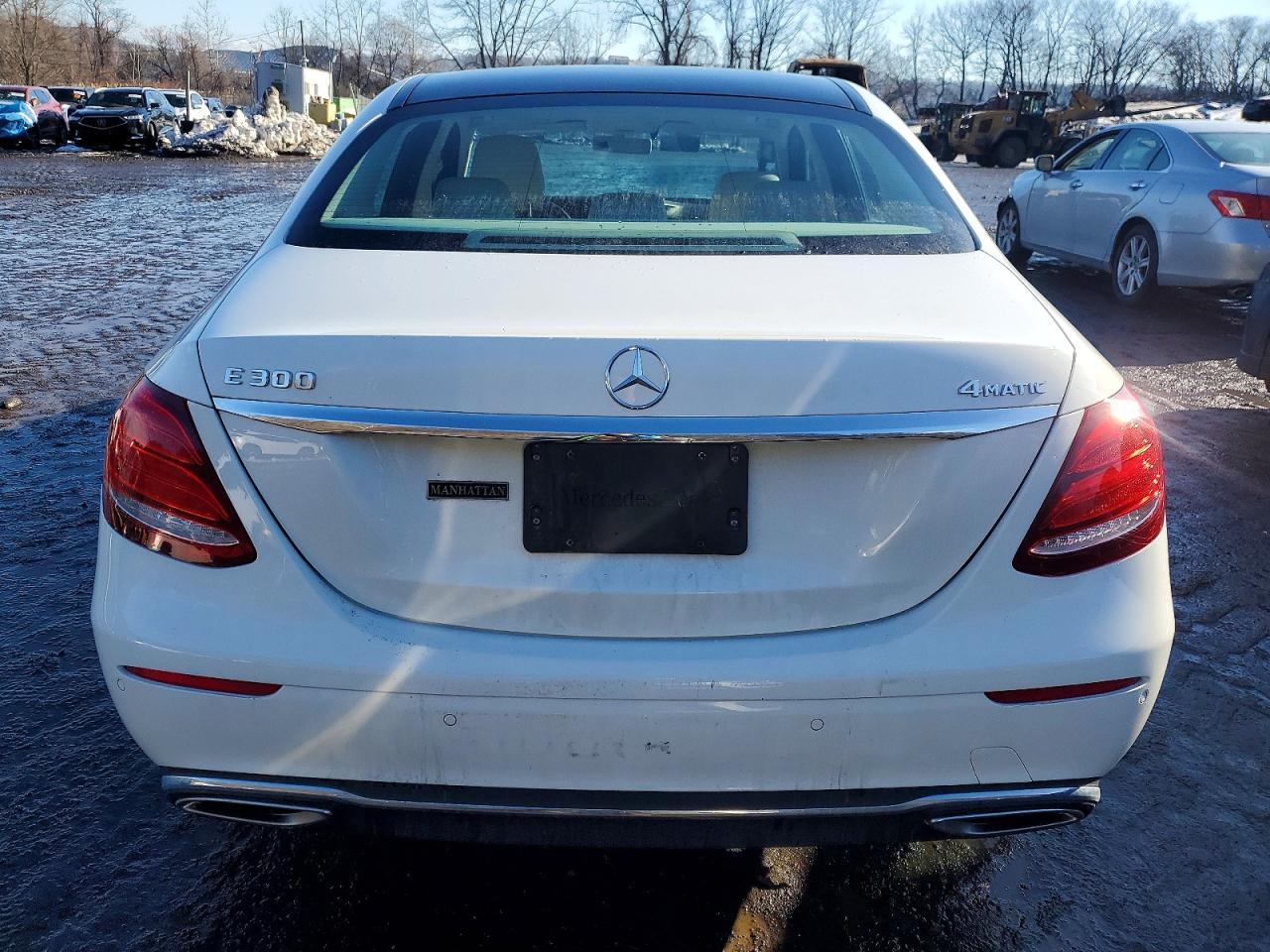 2017 MERCEDES-BENZ E-Class