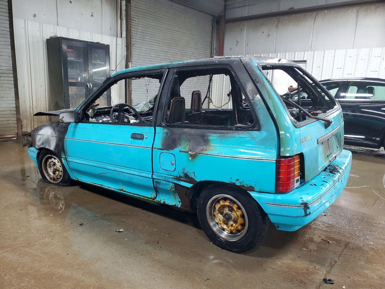 1992 FORD Festiva