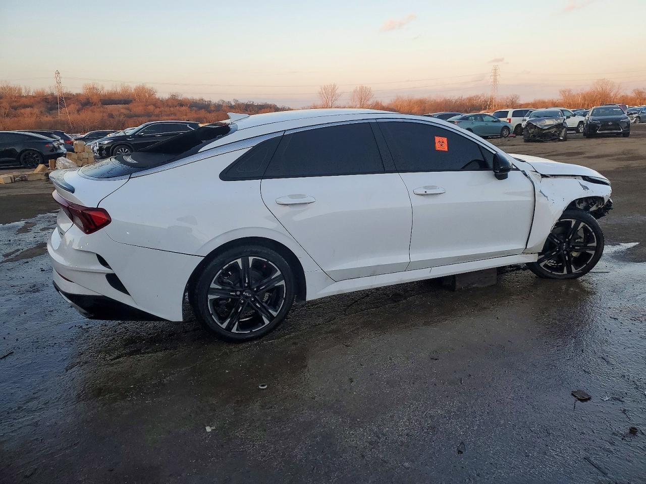 2023 KIA K5