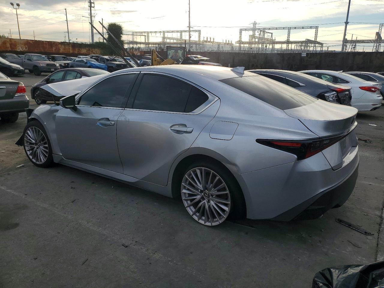 2023 LEXUS IS 300