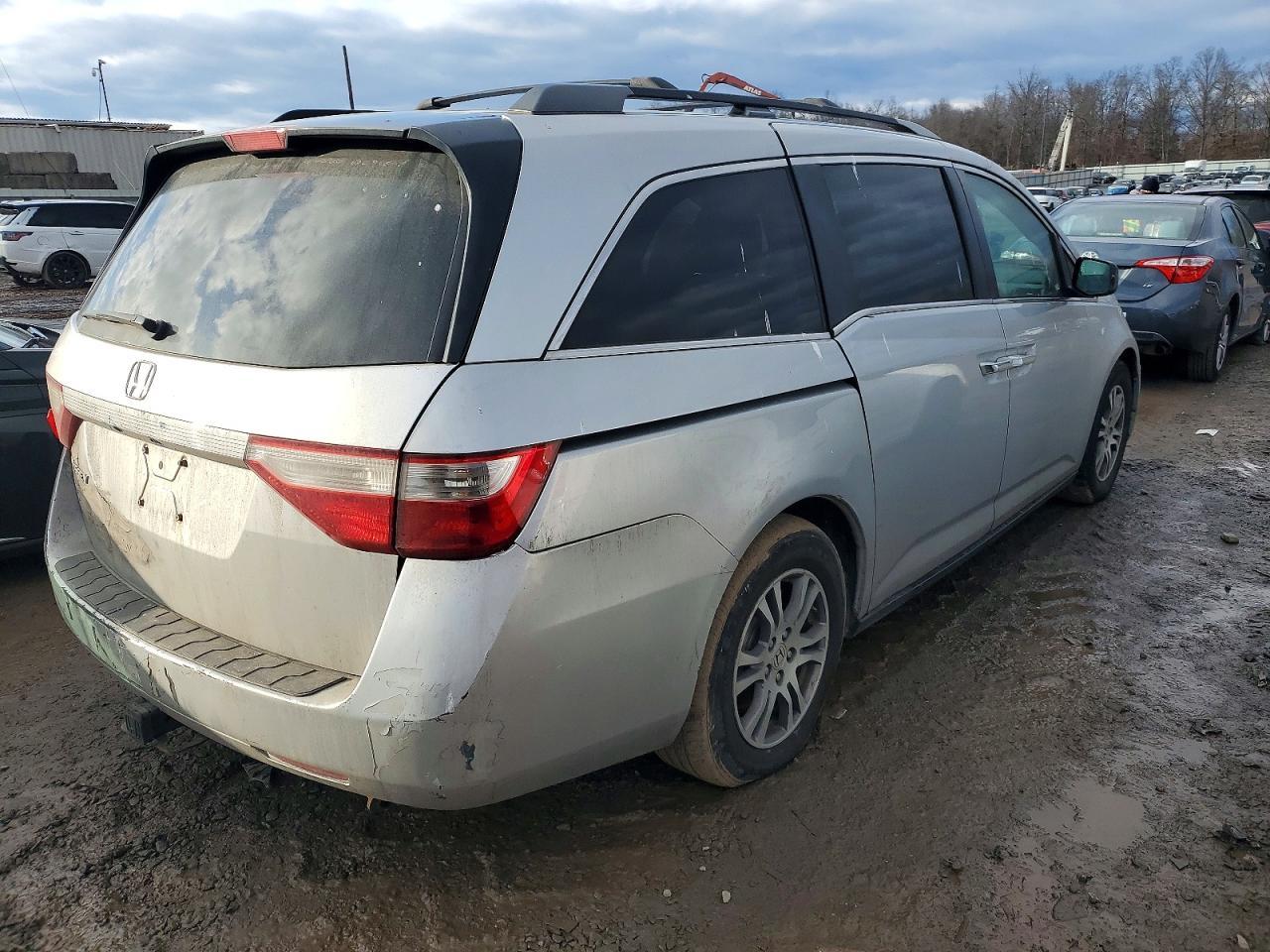 2011 HONDA ODYSSEY