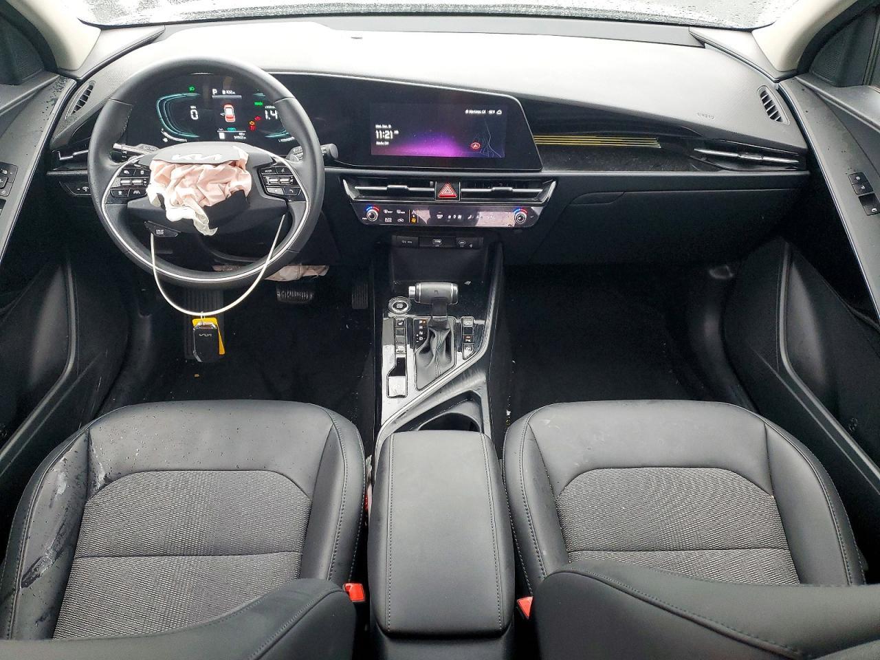 2023 KIA Niro