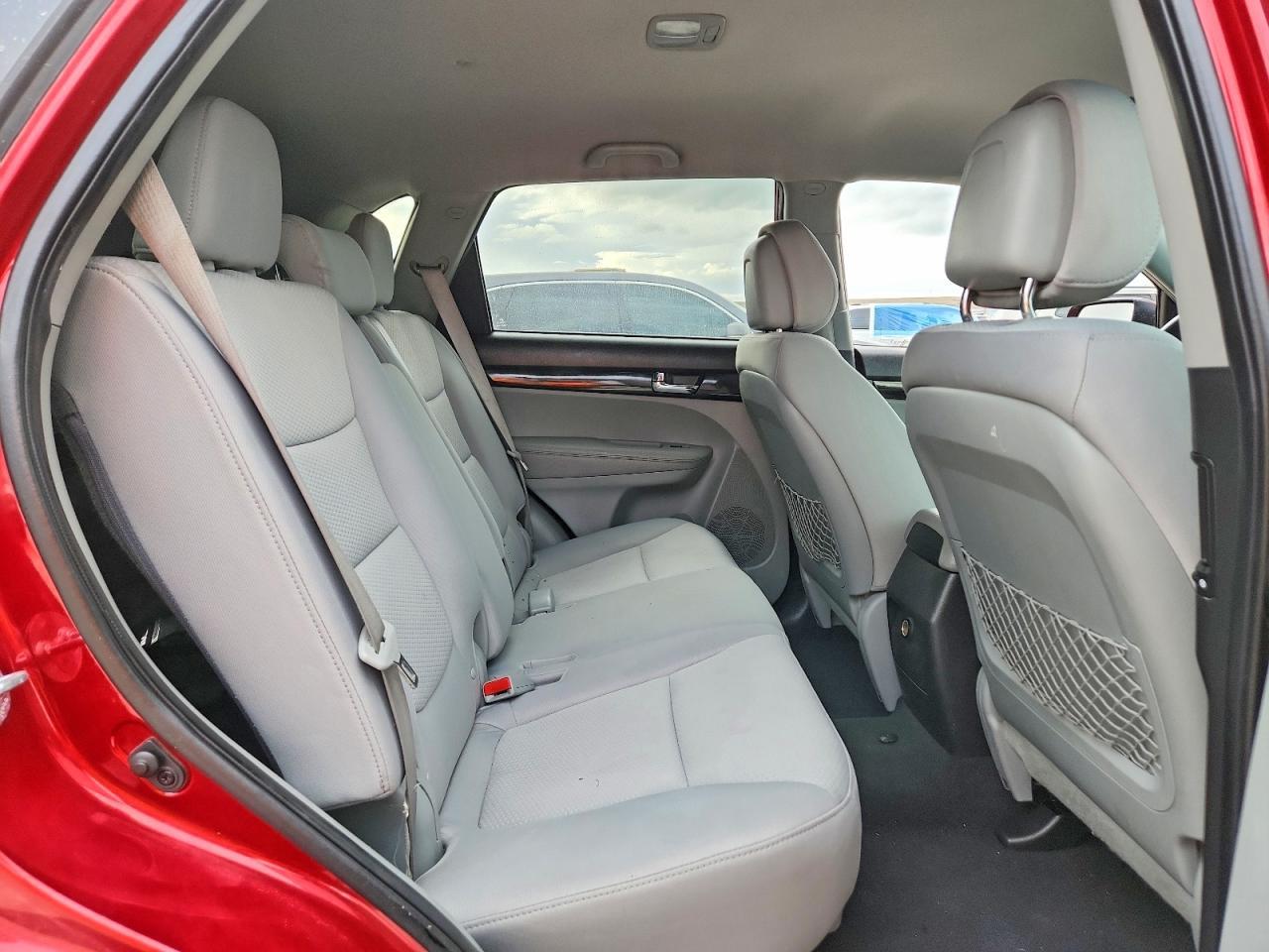 2011 KIA SORENTO