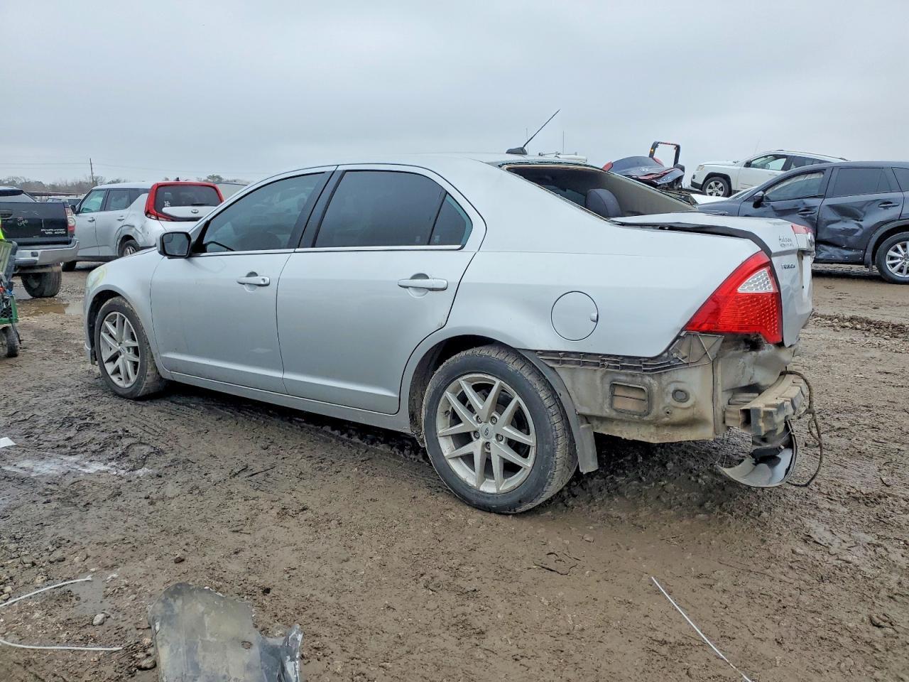 2011 FORD FUSION
