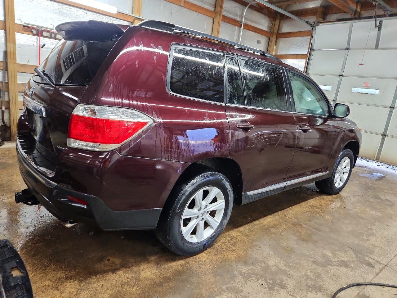 2013 TOYOTA HIGHLANDER