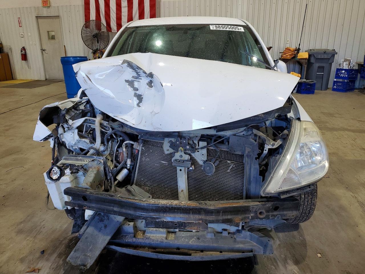 2012 NISSAN VERSA