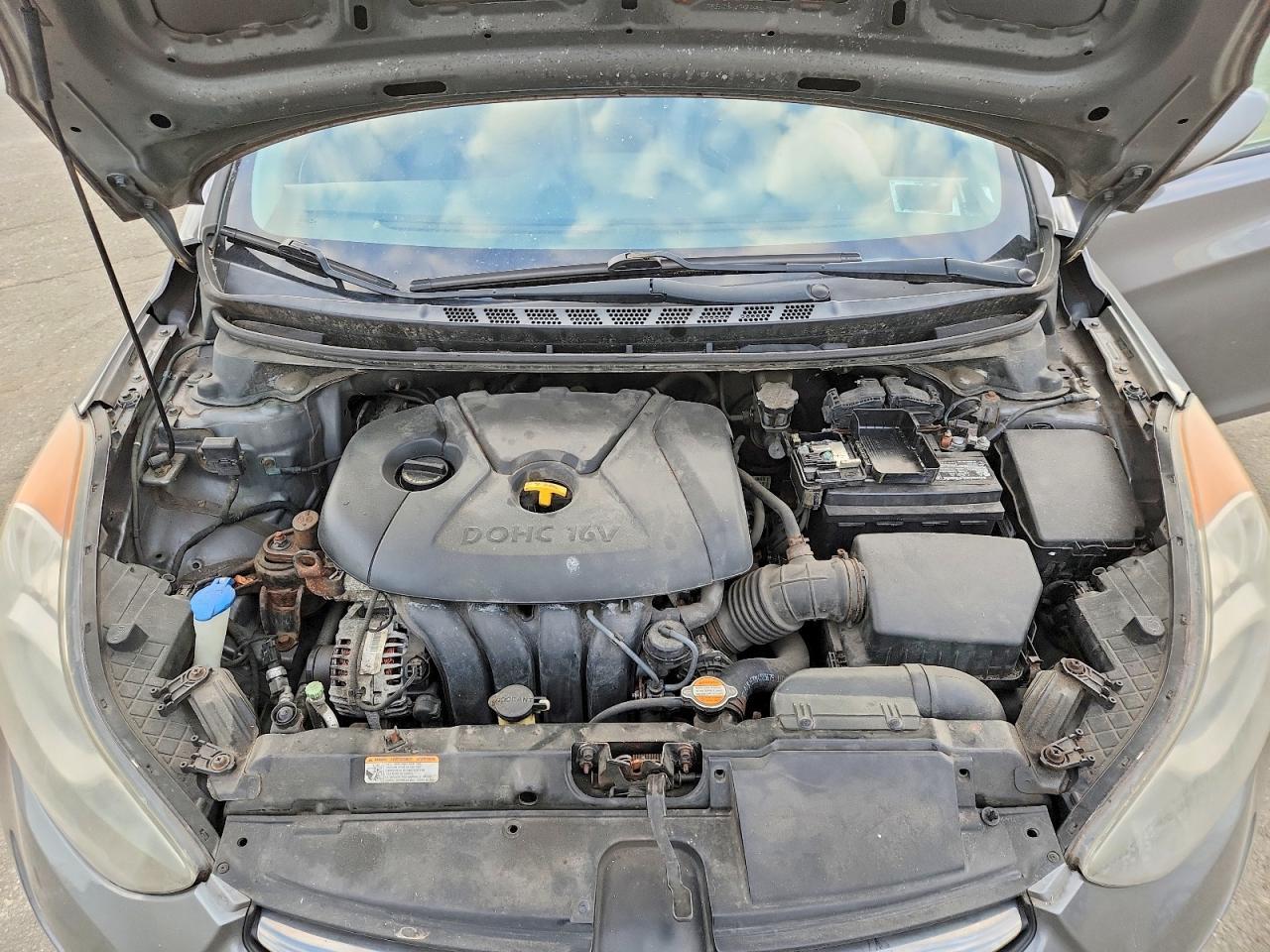 2011 HYUNDAI ELANTRA