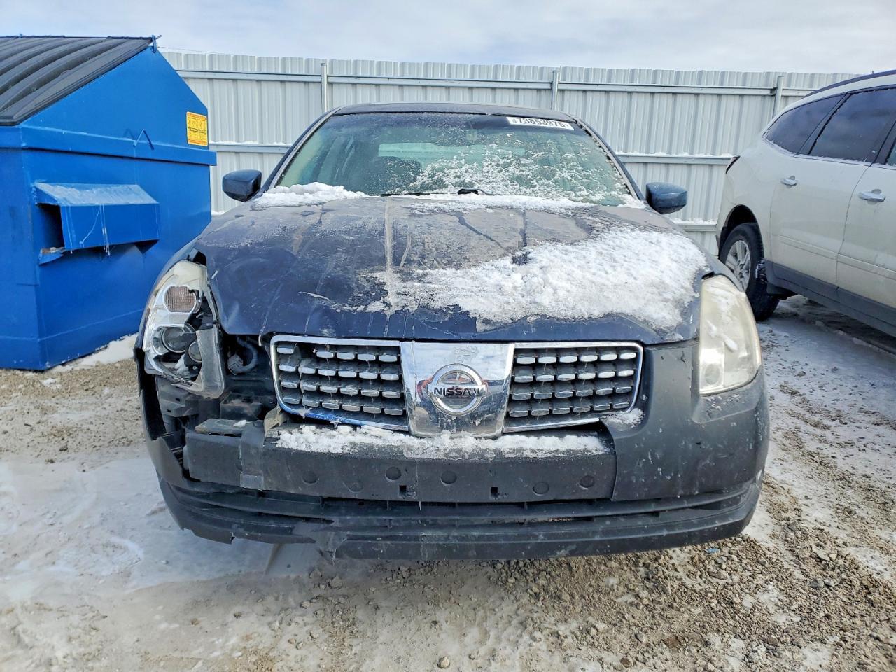 2004 NISSAN Maxima
