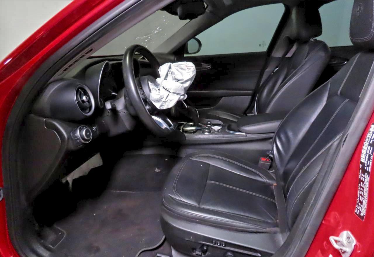 2020 ALFA ROMEO Giulia