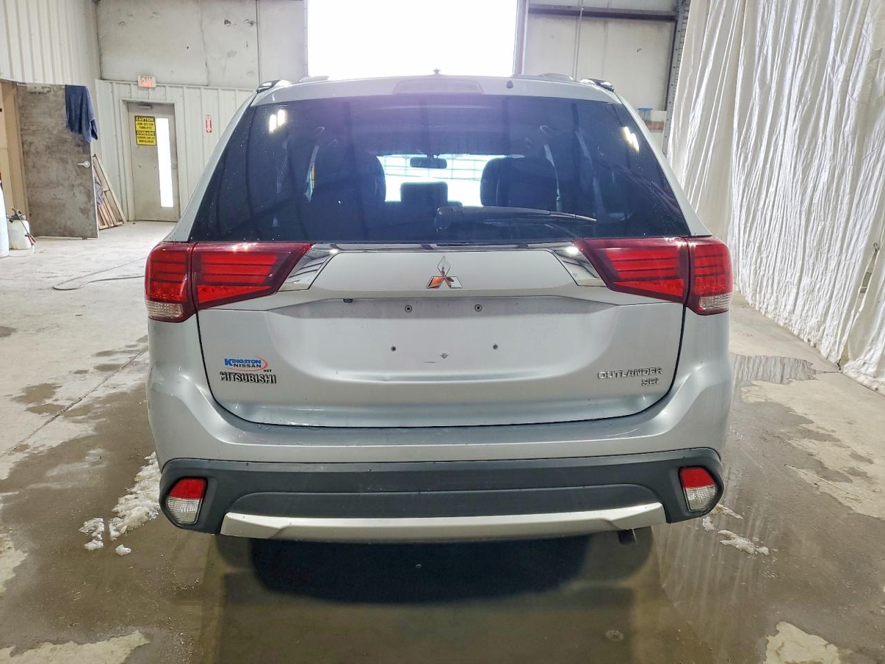 2016 MITSUBISHI outlander