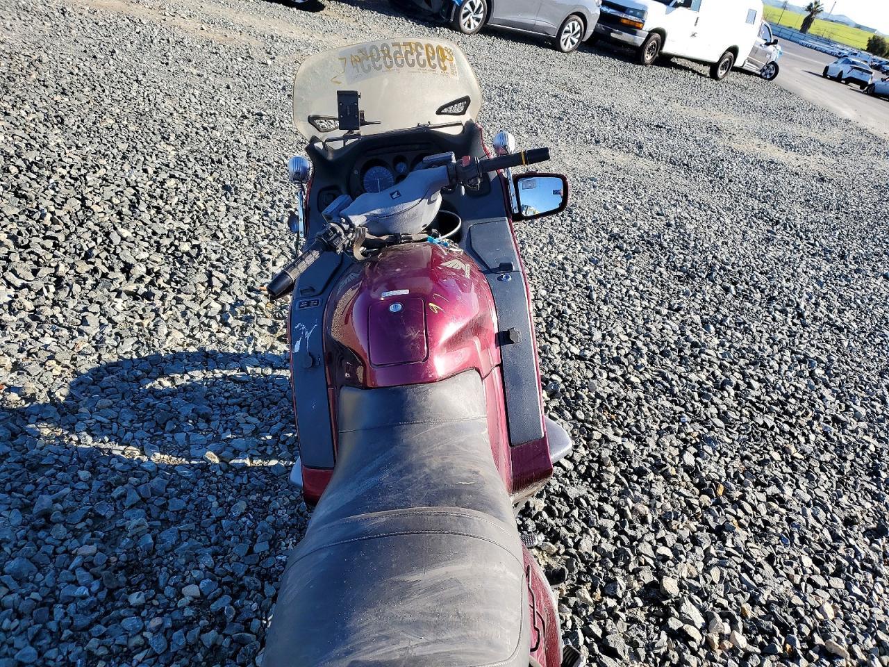 2000 HONDA ST1100