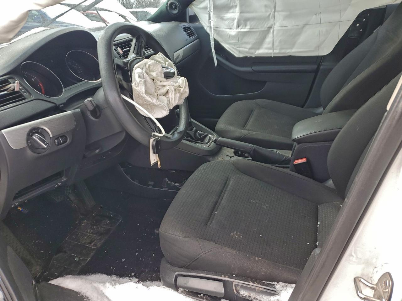 2015 VOLKSWAGEN JETTA