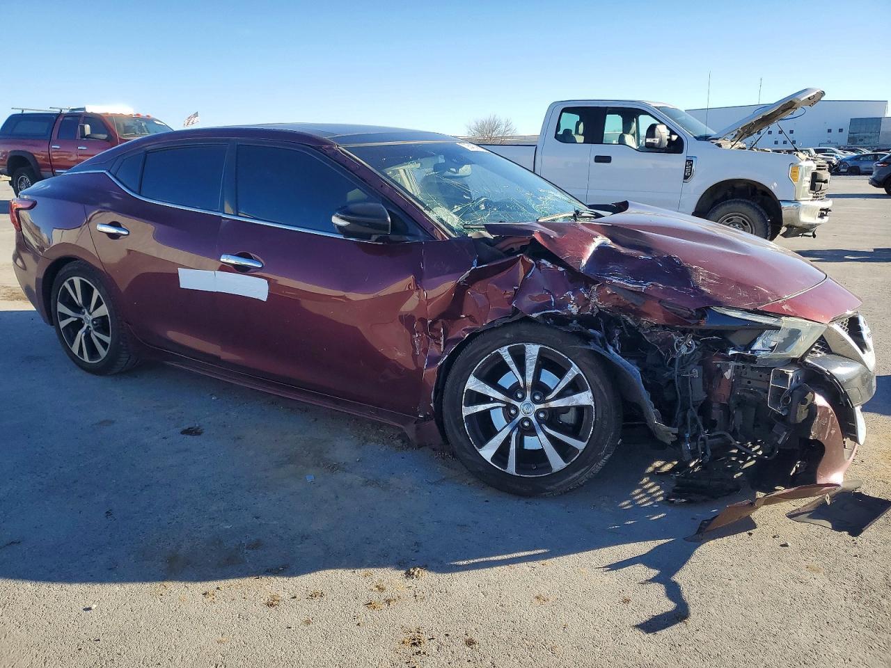 2016 NISSAN Maxima
