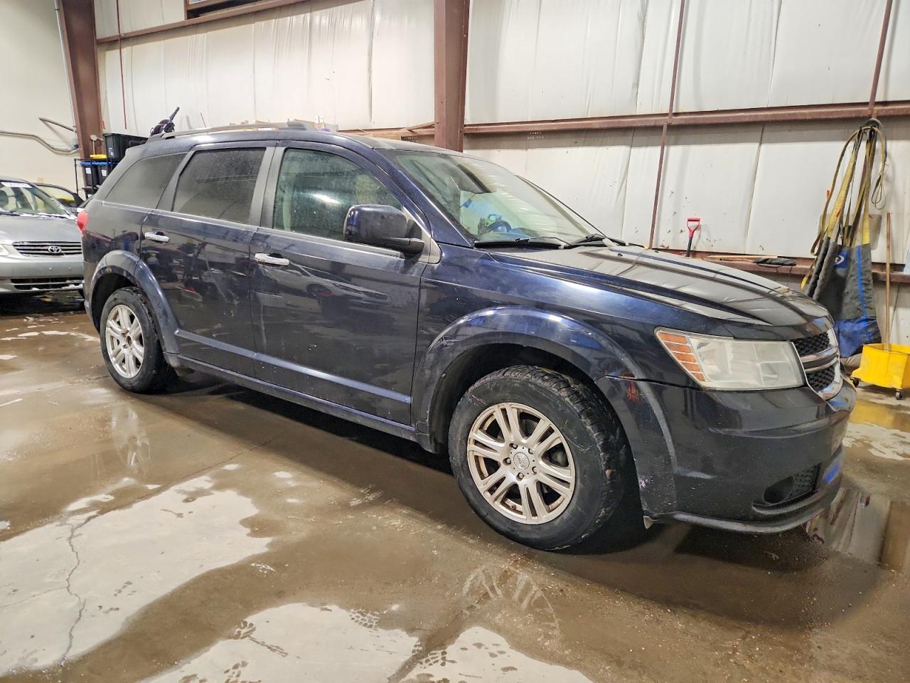 2011 DODGE JOURNEY