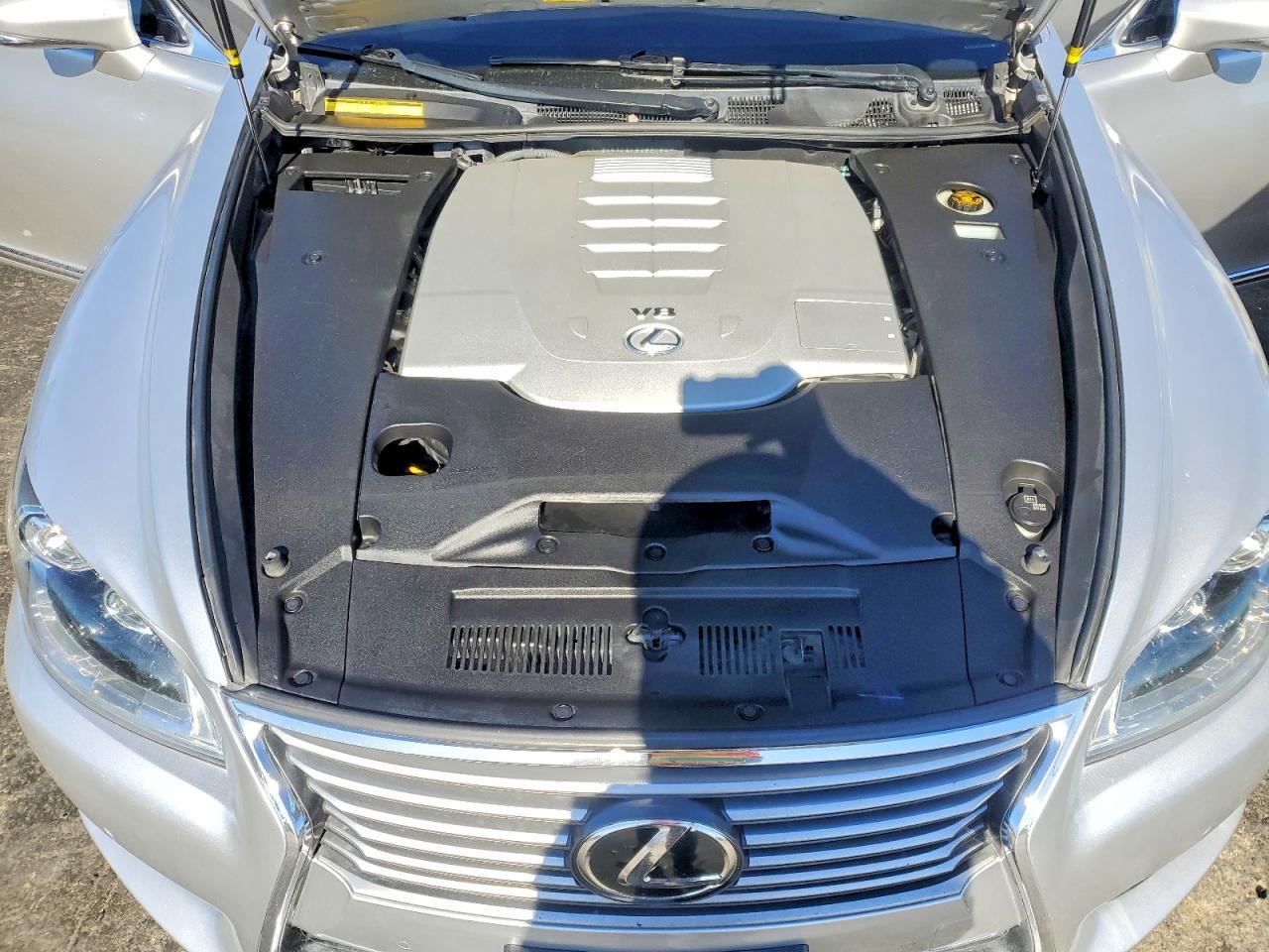 2015 LEXUS LS 460