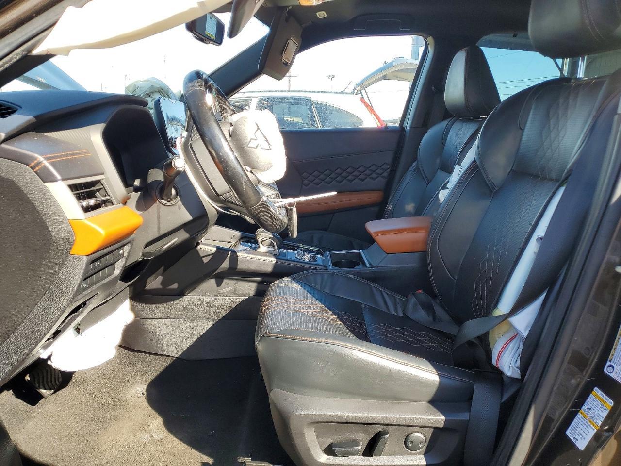 2022 MITSUBISHI outlander