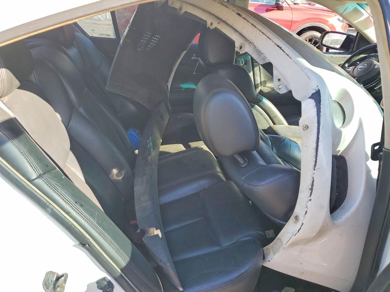 2010 NISSAN Maxima