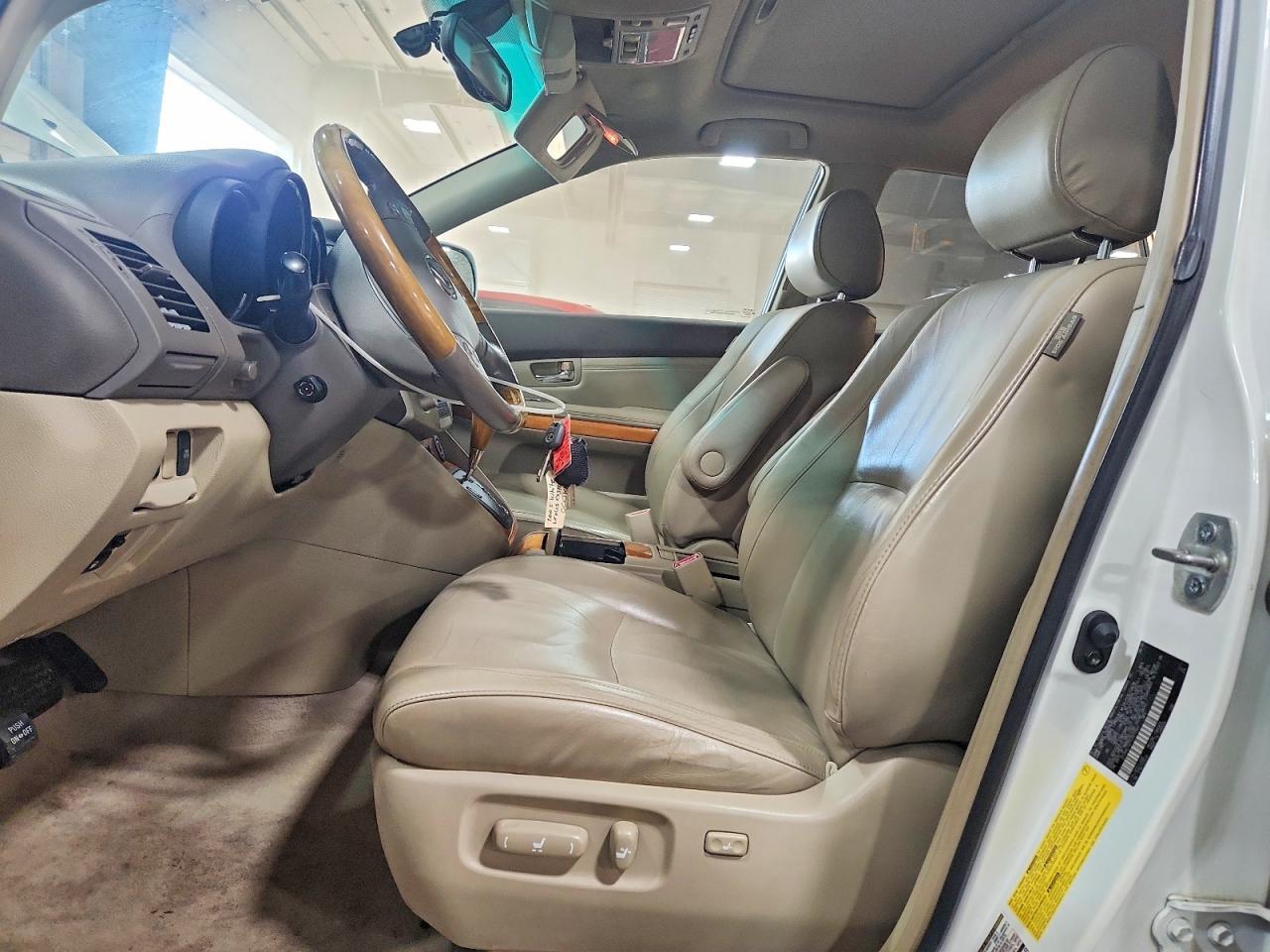 2005 LEXUS Rx 330