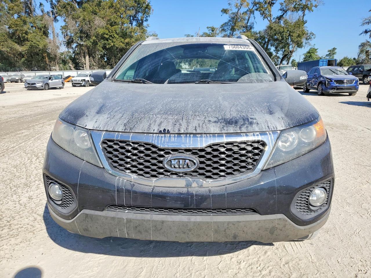 2013 KIA SORENTO