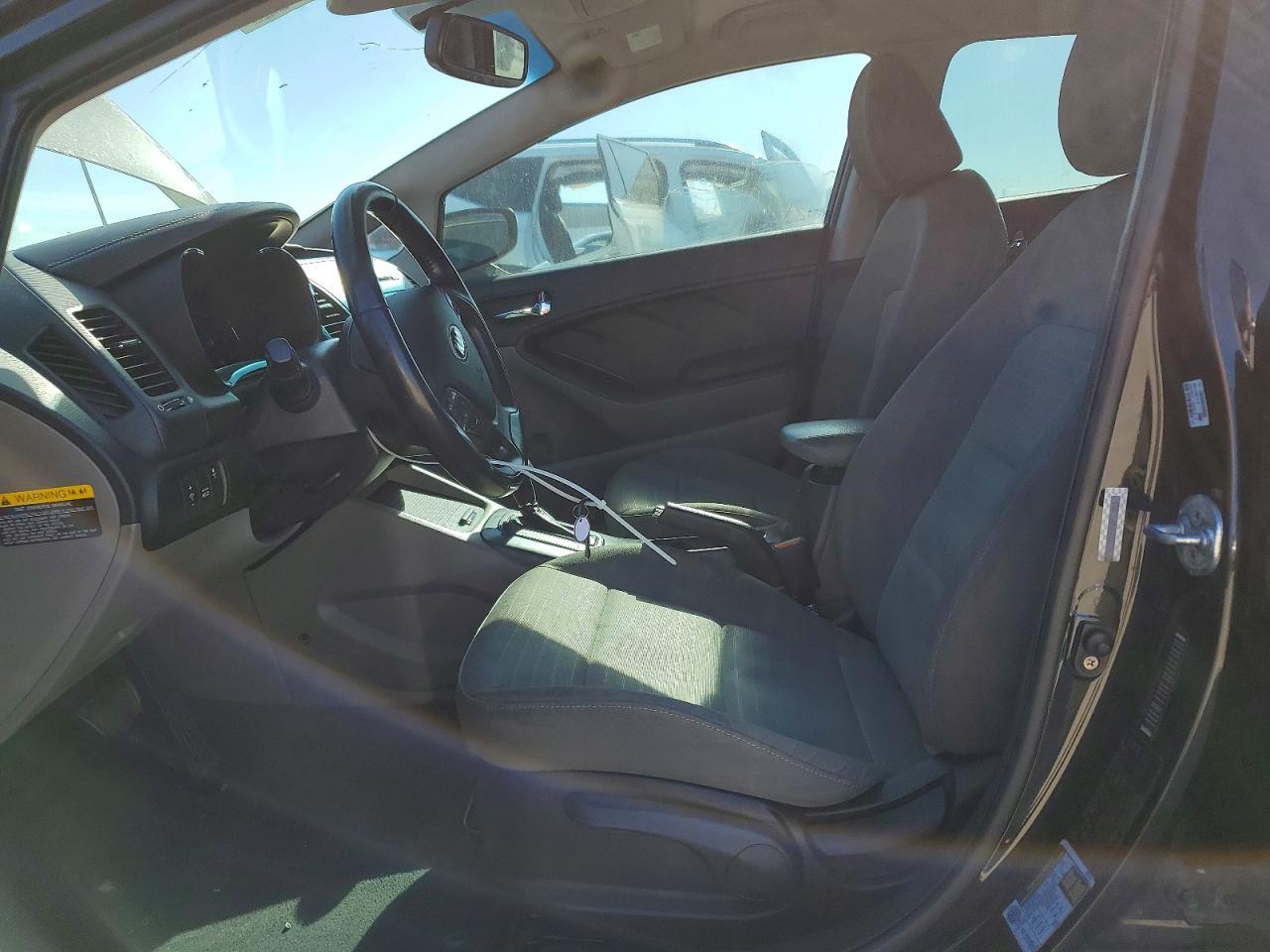 2015 KIA FORTE