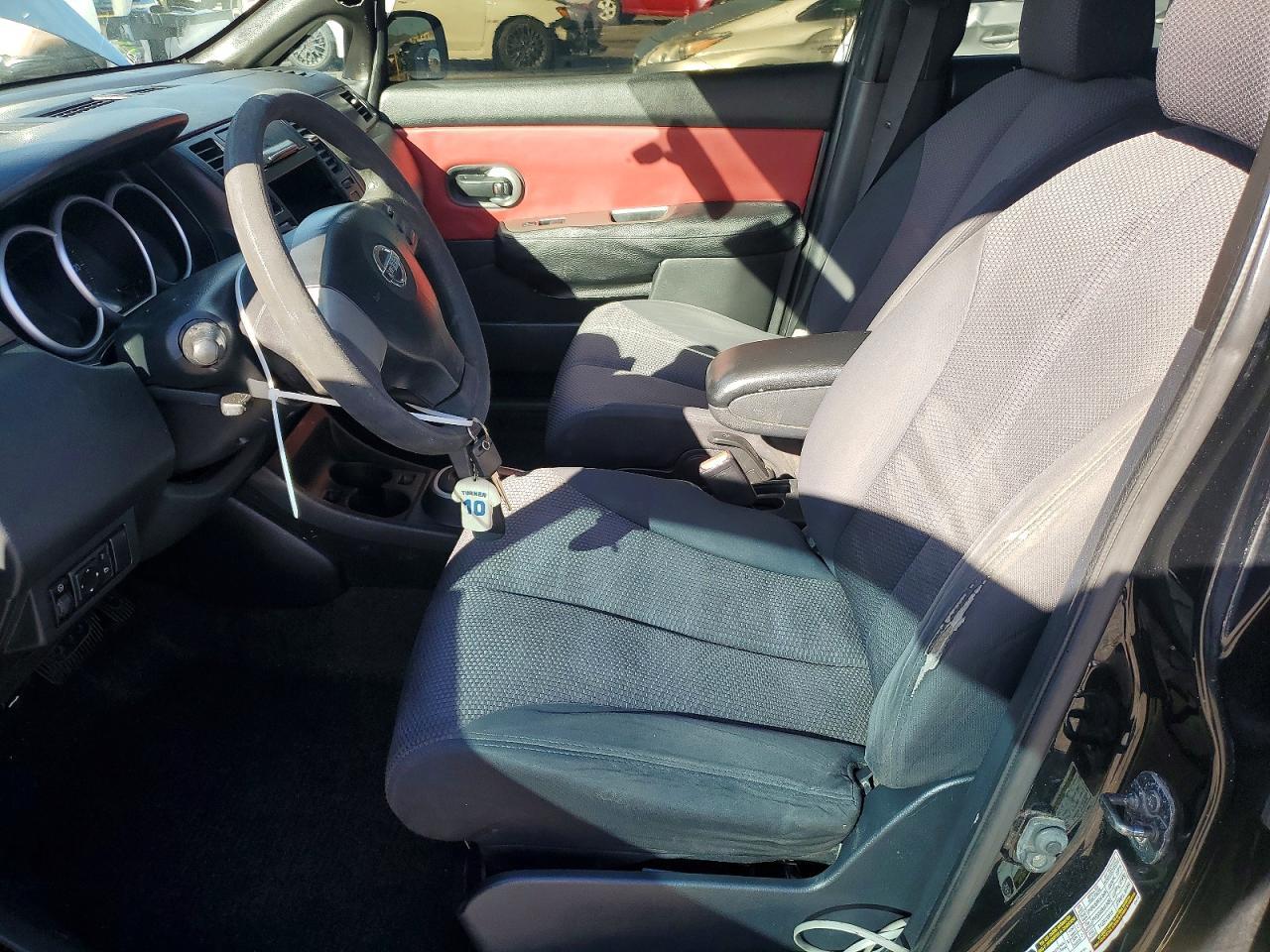 2009 NISSAN VERSA