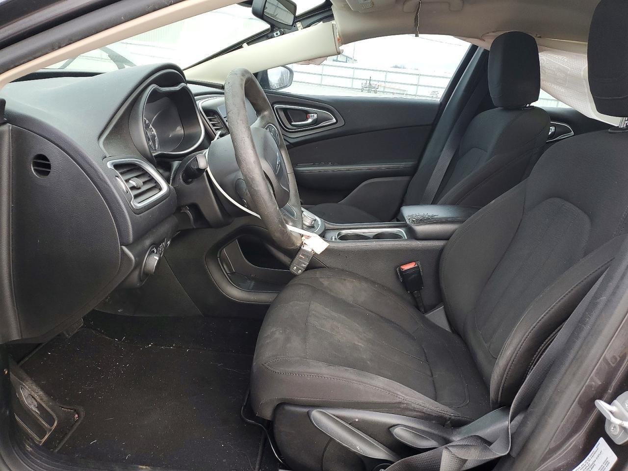 2016 CHRYSLER 200