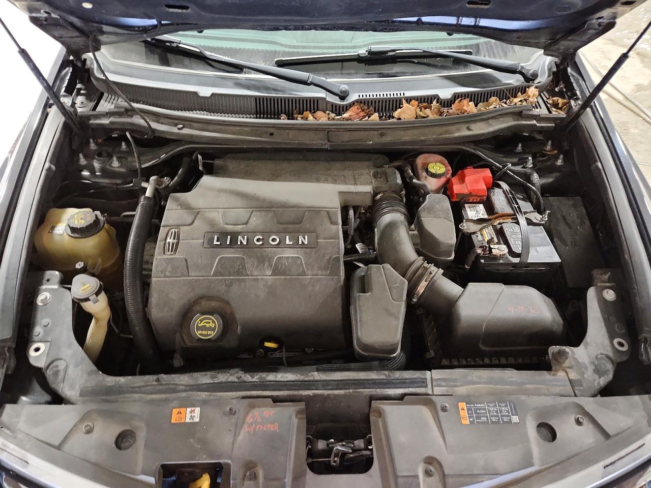 2019 LINCOLN MKT