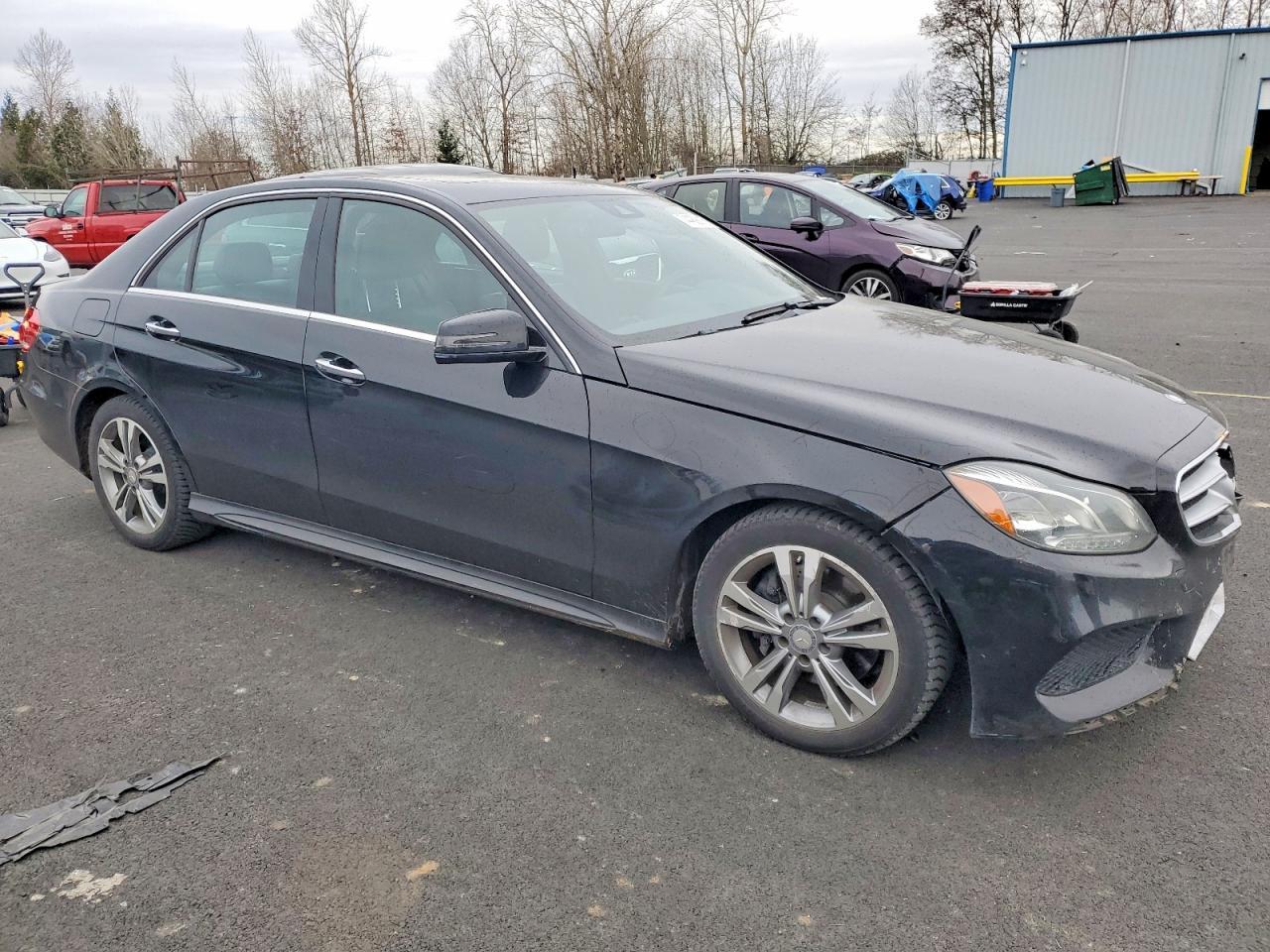 2015 MERCEDES-BENZ E-Class