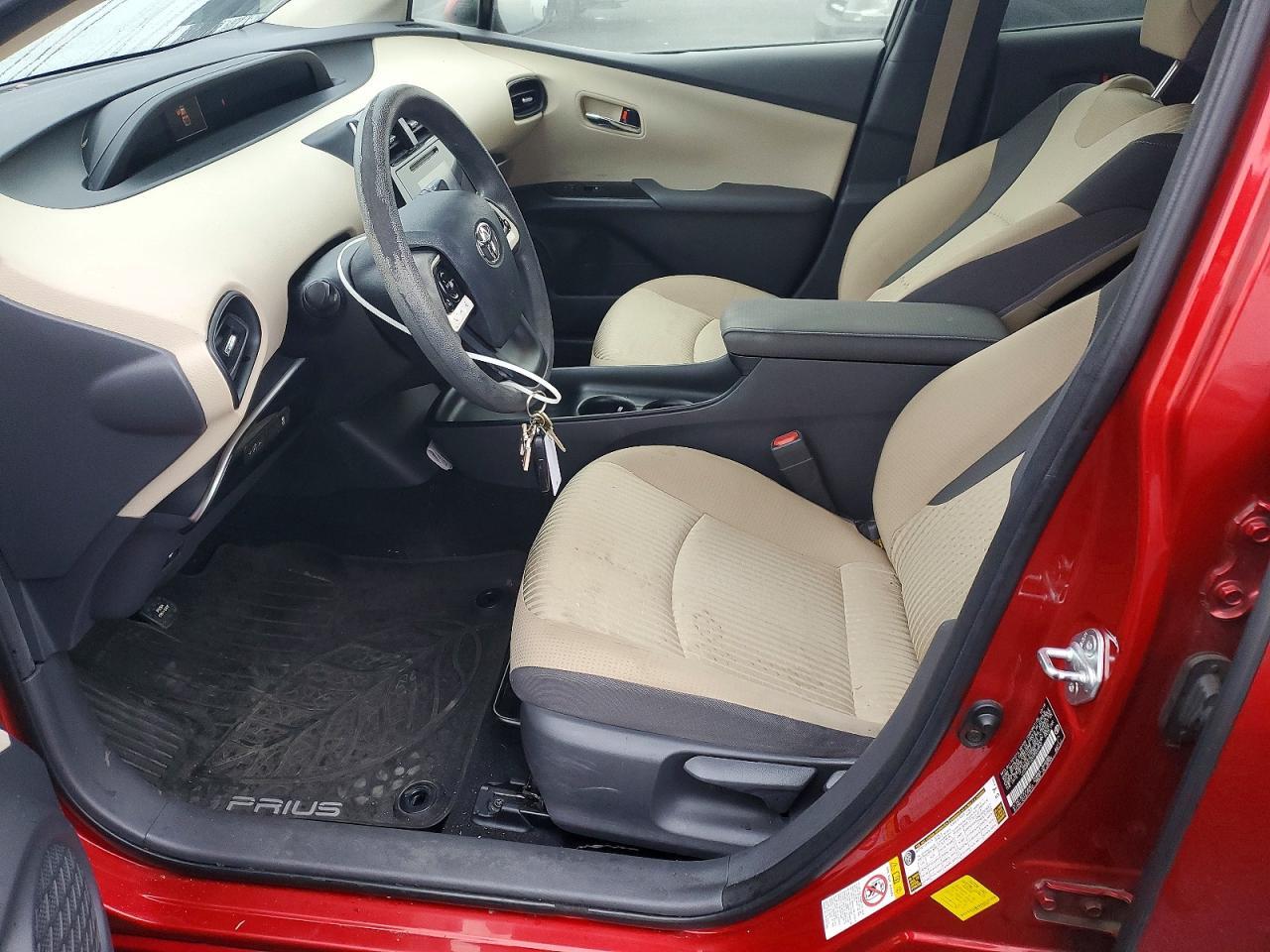 2016 TOYOTA PRIUS