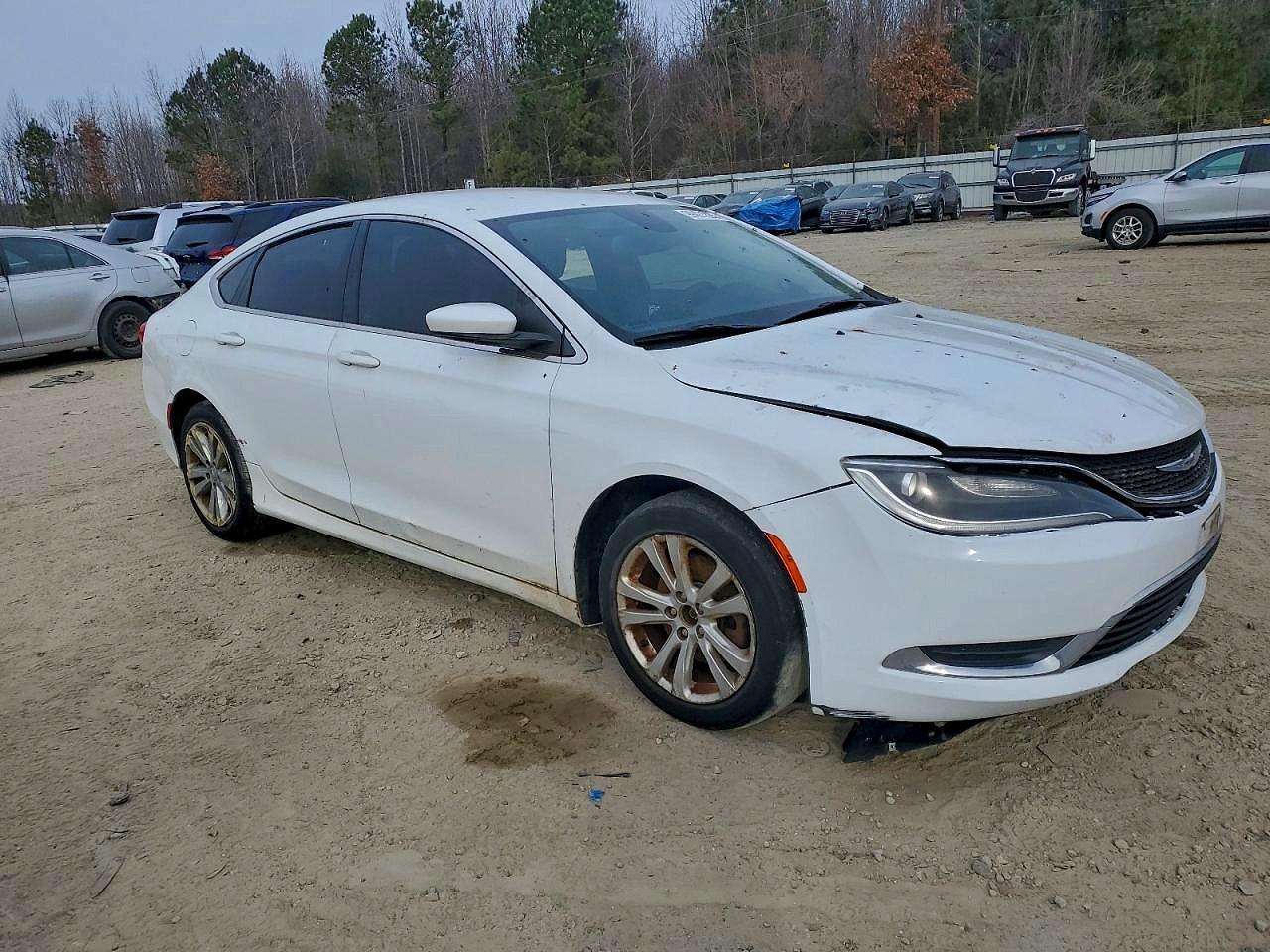2015 CHRYSLER 200