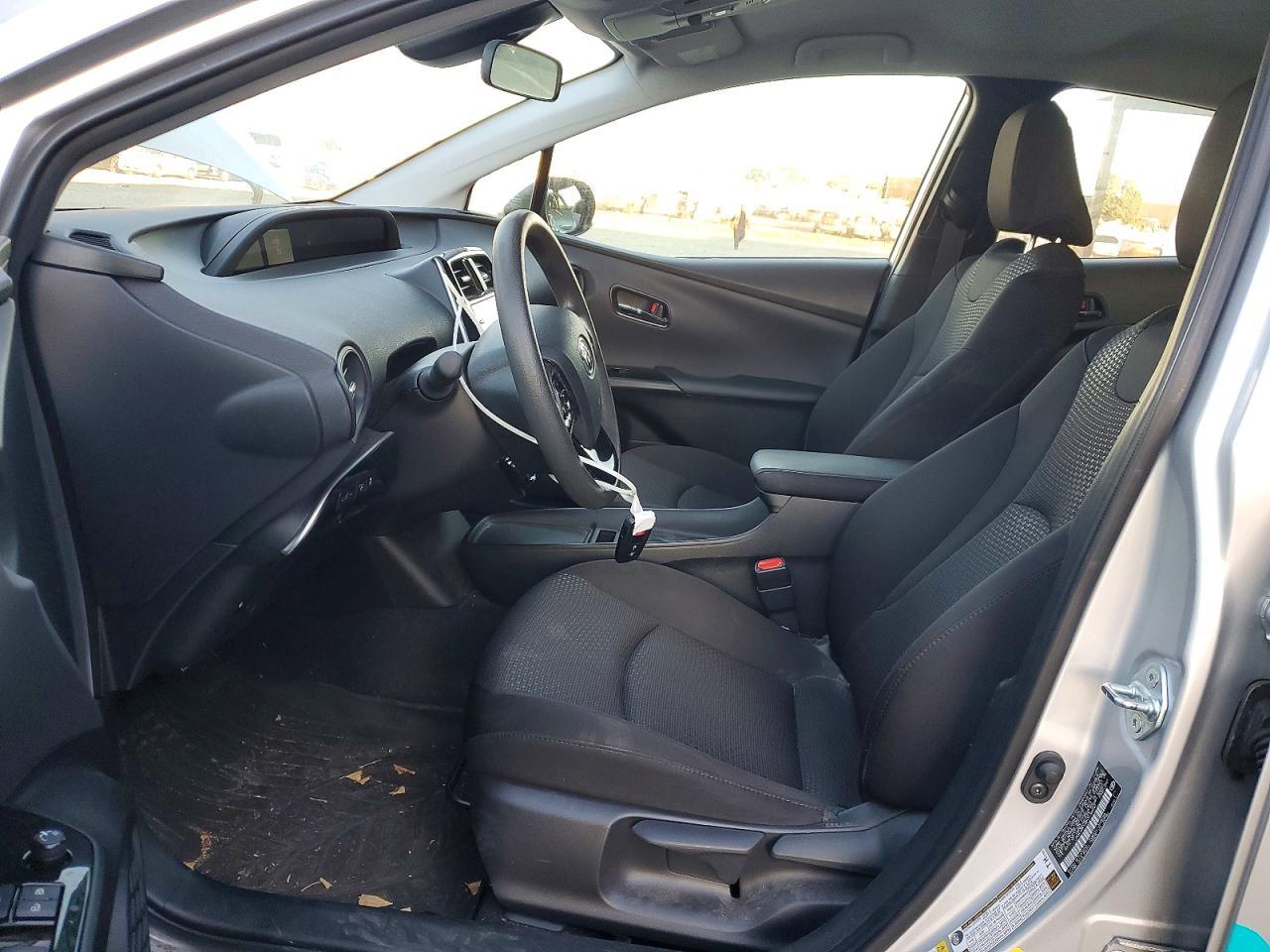 2021 TOYOTA PRIUS
