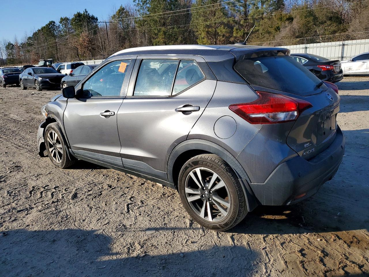 2020 NISSAN KICKS