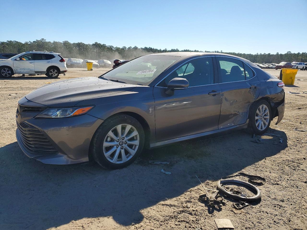 2018 TOYOTA CAMRY