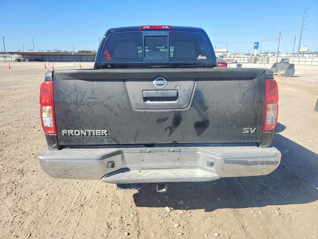2017 NISSAN Frontier