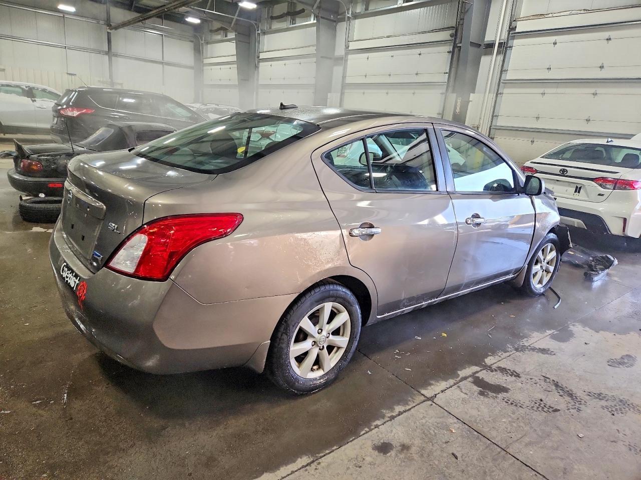 2012 NISSAN VERSA