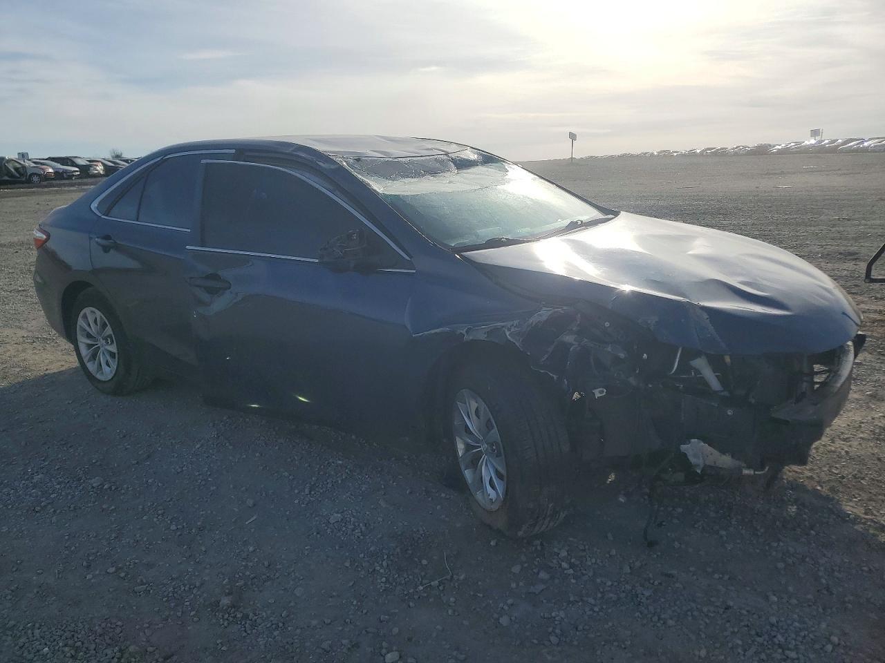 2015 TOYOTA CAMRY