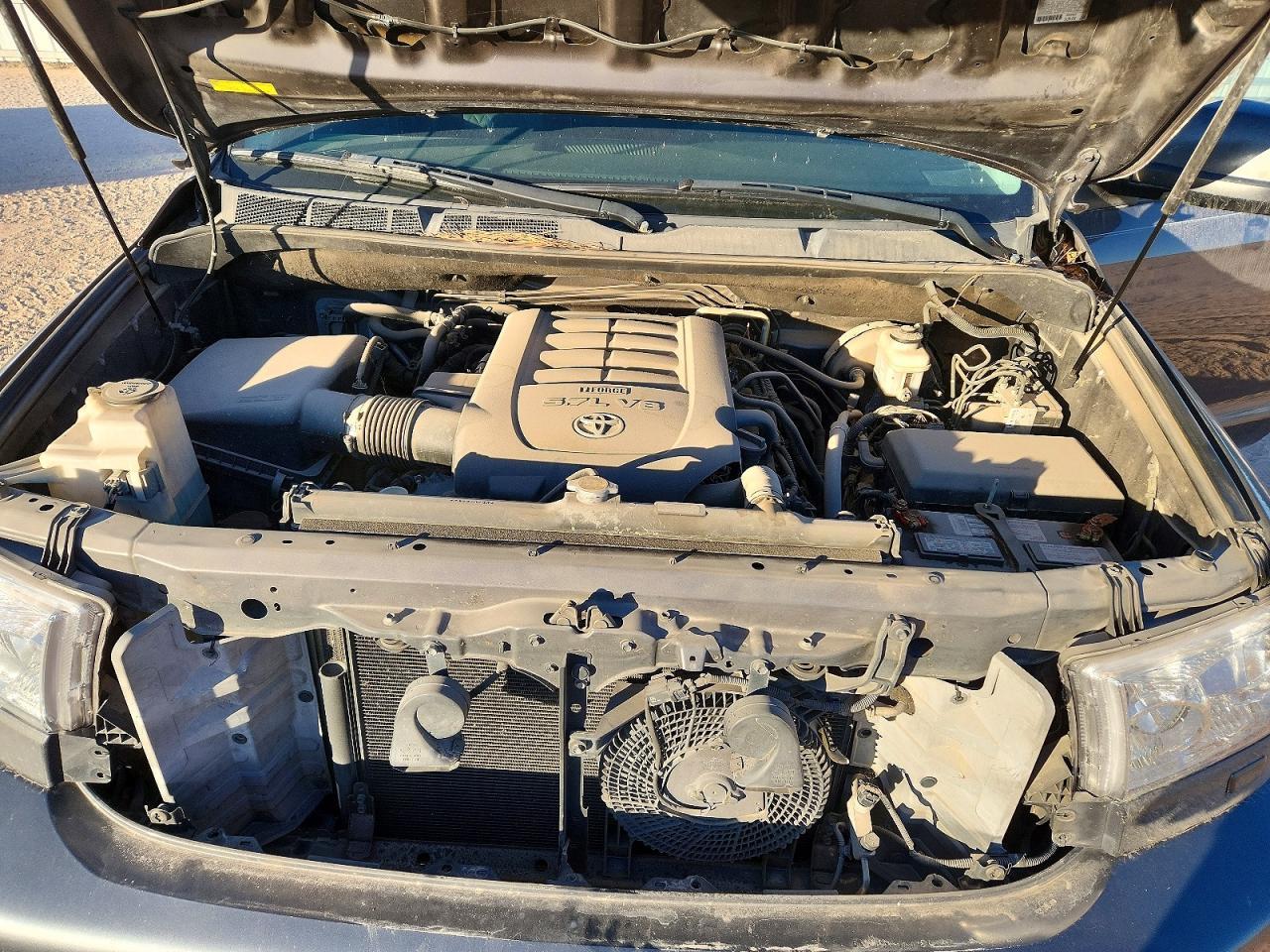 2012 TOYOTA Sequoia