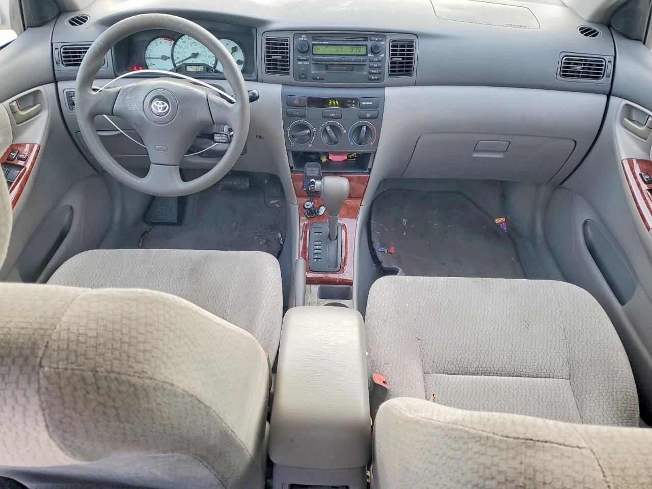 2004 TOYOTA COROLLA