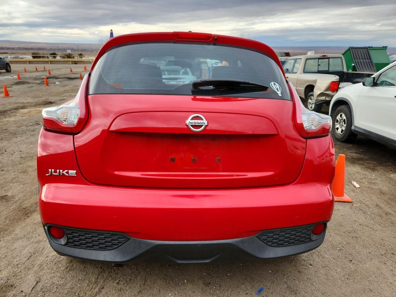 2016 NISSAN Juke