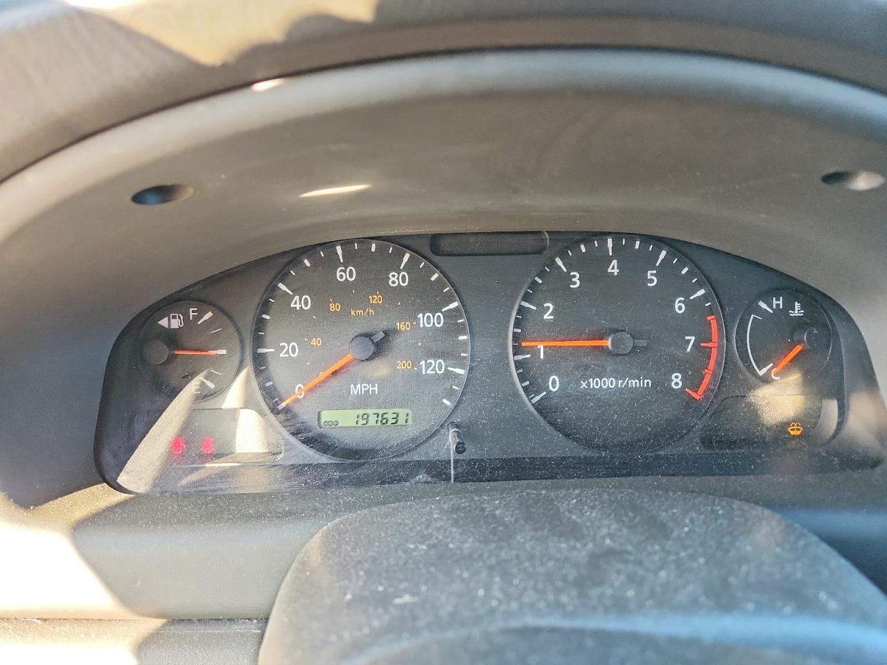 2004 NISSAN SENTRA