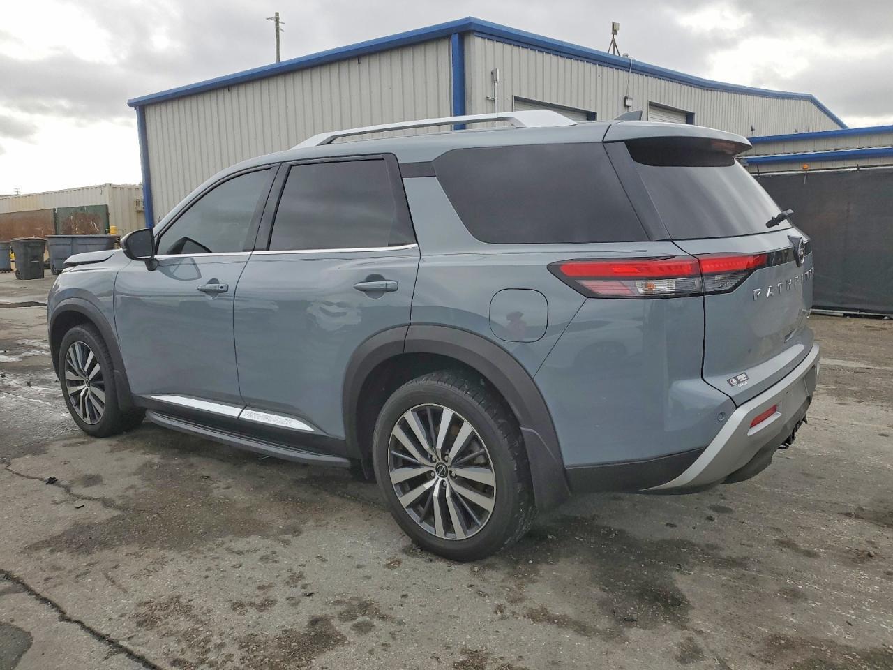 2022 NISSAN PATHFINDER