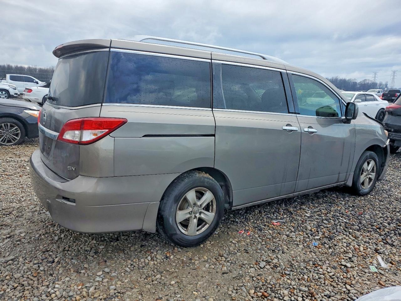 2015 NISSAN Quest