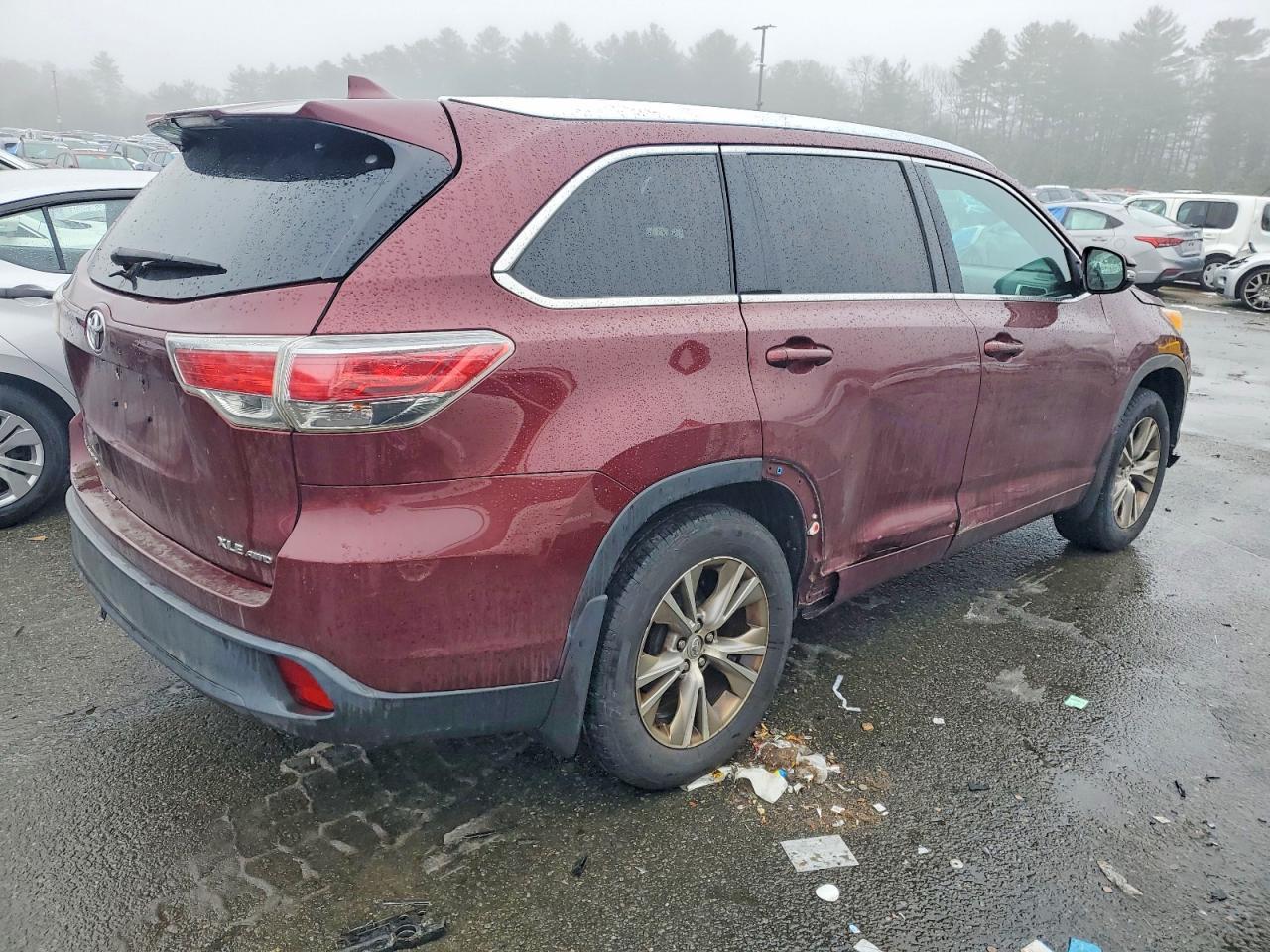 2014 TOYOTA HIGHLANDER